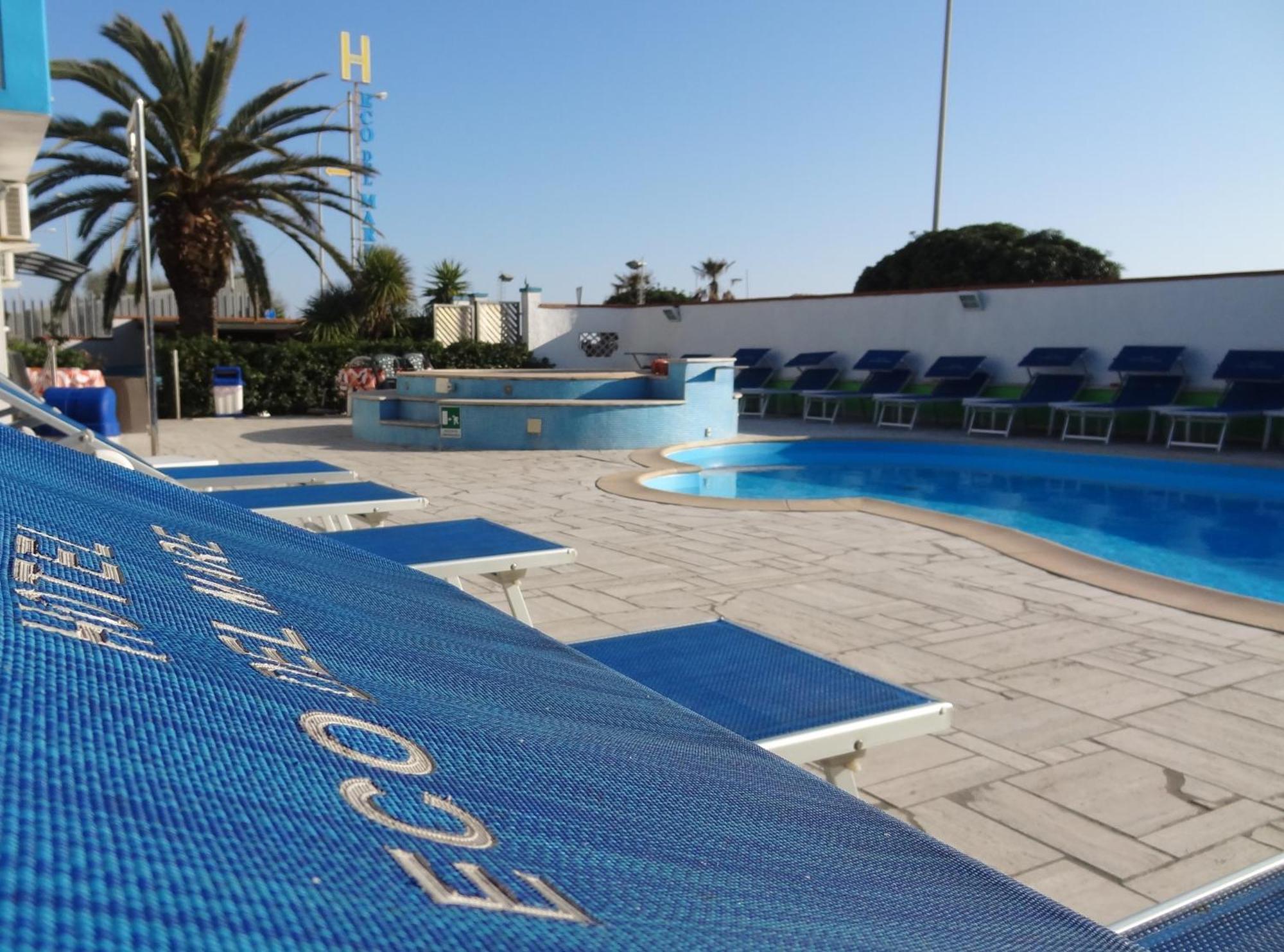 Hotel Eco Del Mare Marina di Massa Ngoại thất bức ảnh