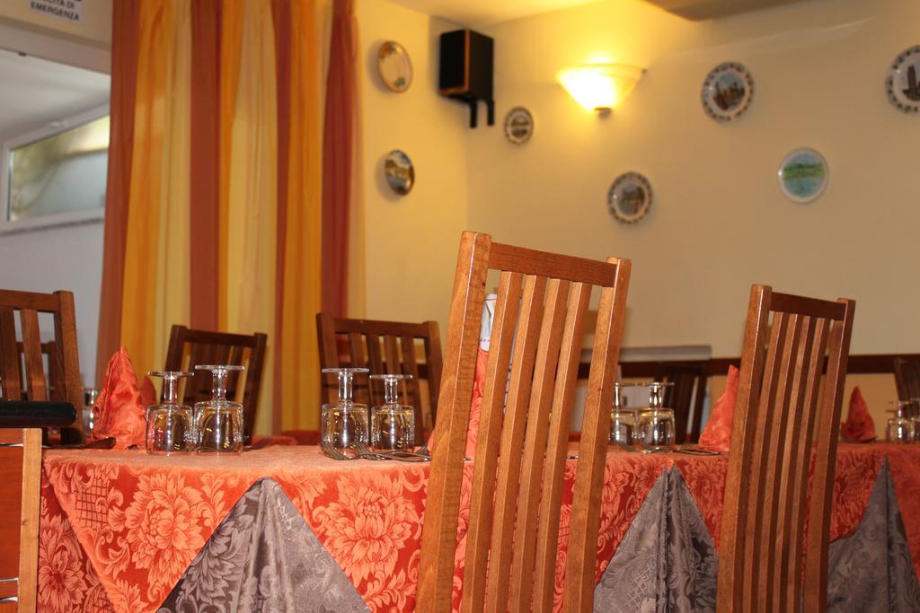 Hotel Eco Del Mare Marina di Massa Ngoại thất bức ảnh