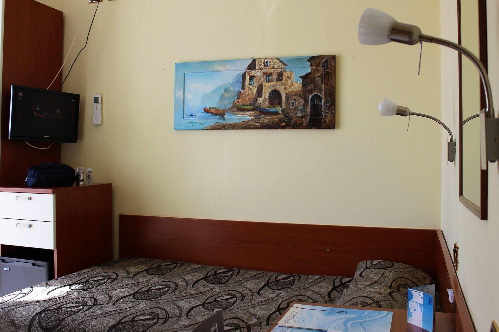Hotel Eco Del Mare Marina di Massa Ngoại thất bức ảnh