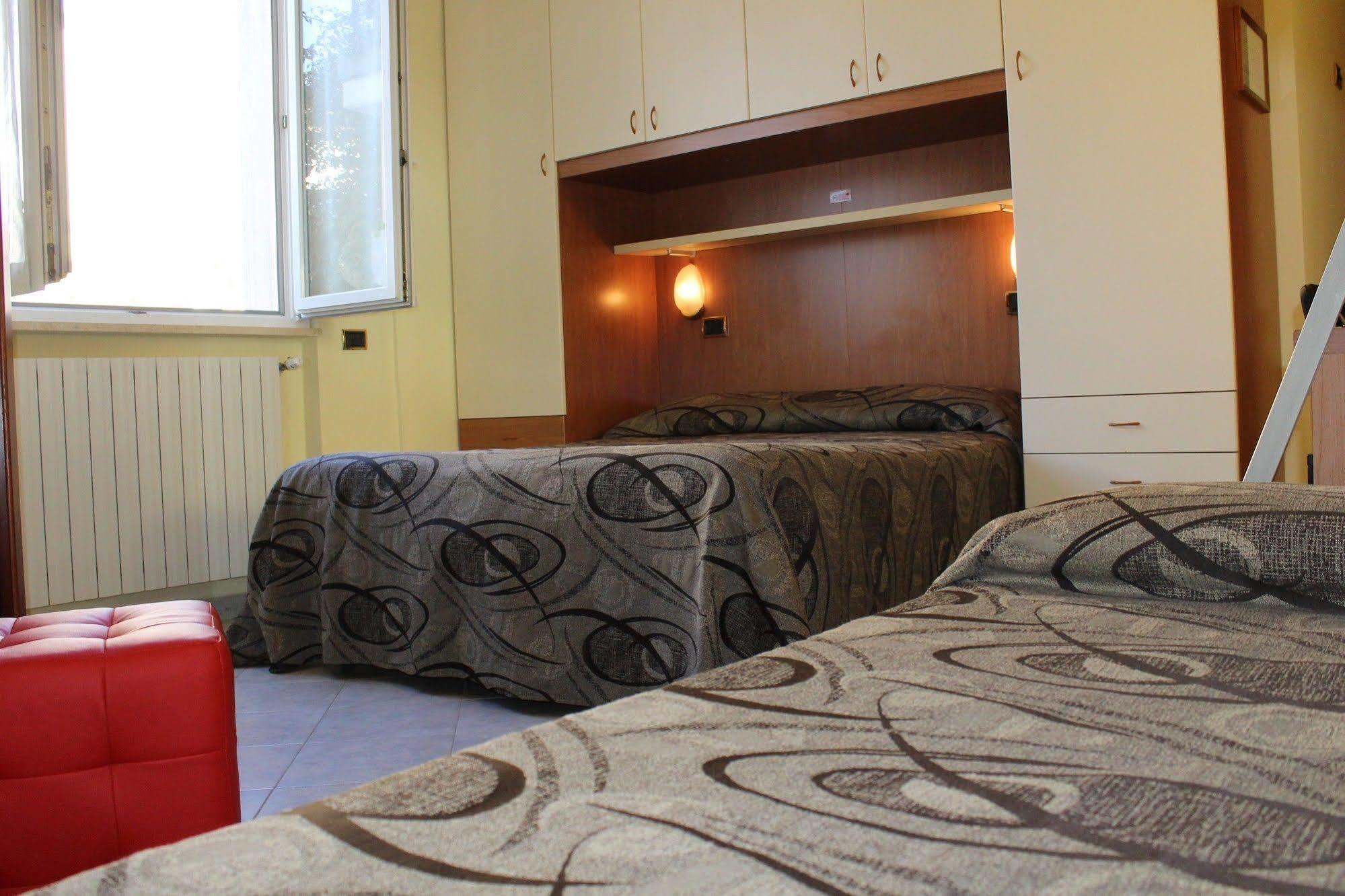 Hotel Eco Del Mare Marina di Massa Ngoại thất bức ảnh