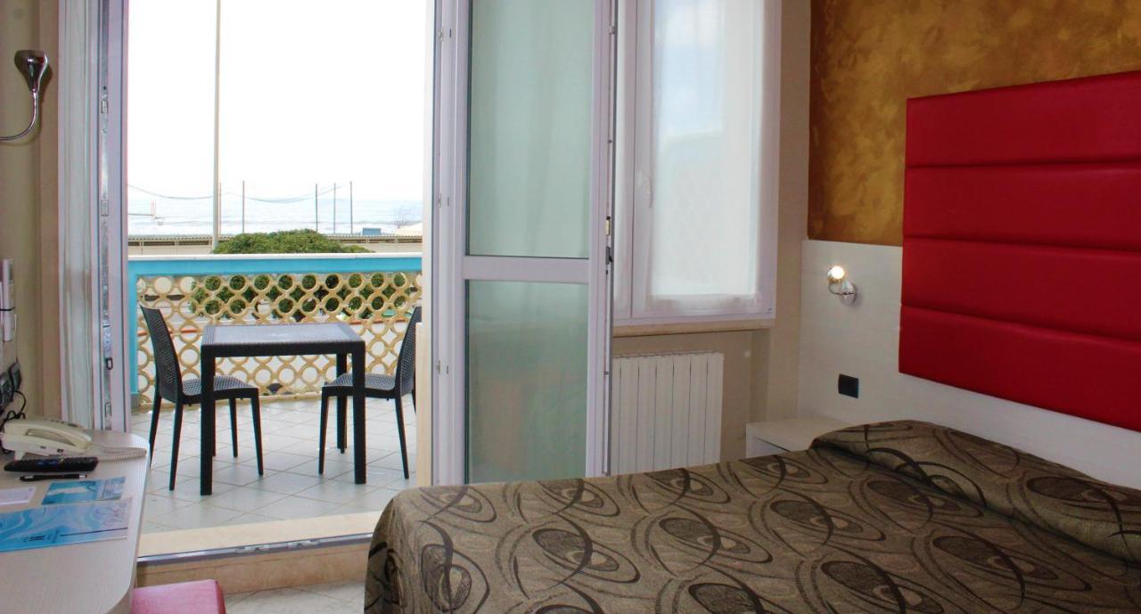 Hotel Eco Del Mare Marina di Massa Ngoại thất bức ảnh